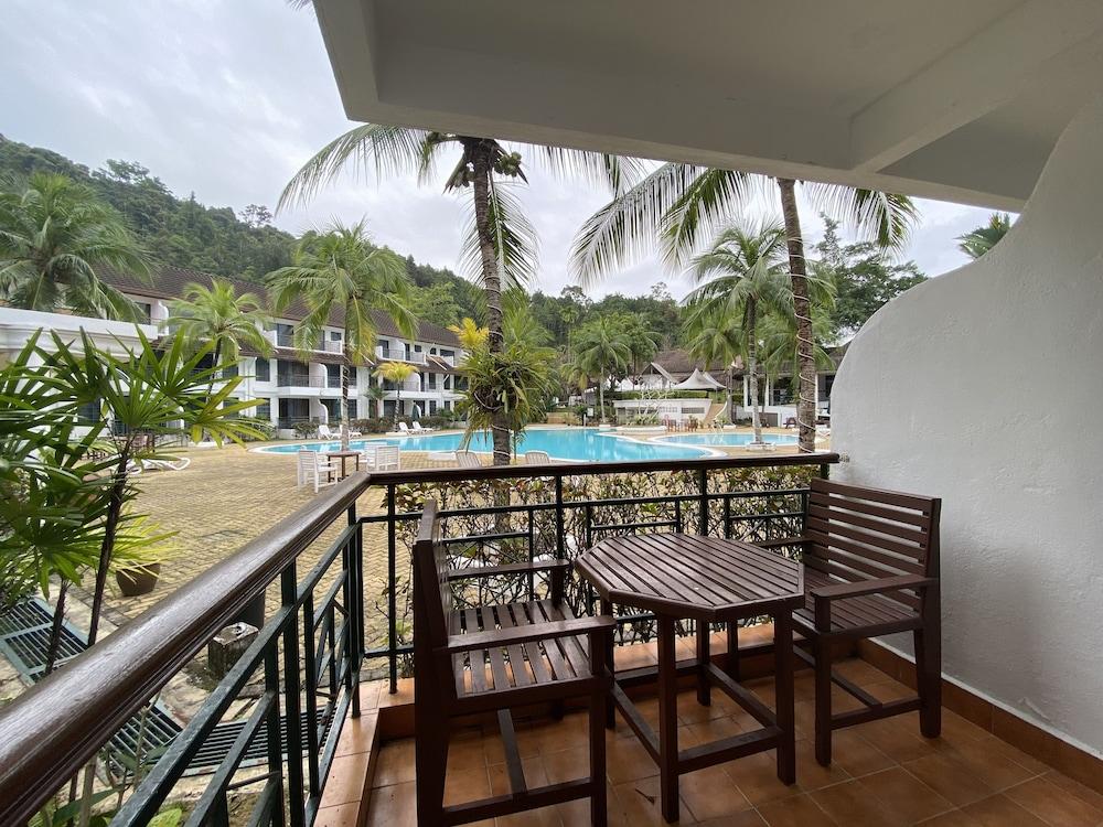 Residence Inn Cherating Exterior photo
